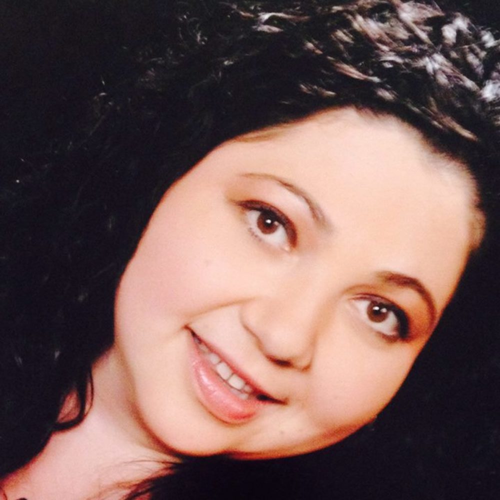 Meet your Posher, Raya